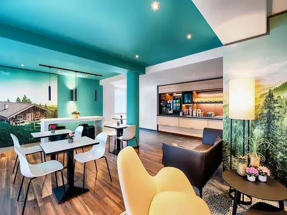 B&B Hotel München-Putzbrunn - Yerinde Yemek