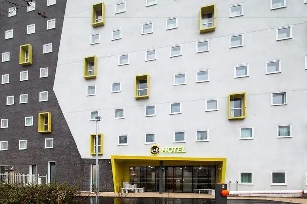 B&B Hotel Nanterre Rueil-Malmaison - Dış Mekan