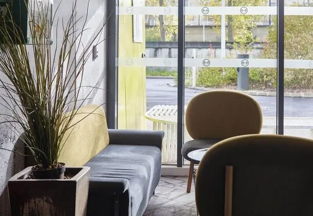 B&B Hotel Nanterre Rueil-Malmaison - Lobi