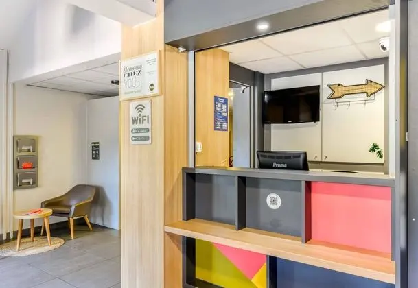 B&B Hotel Narbonne - 1 - Lobi