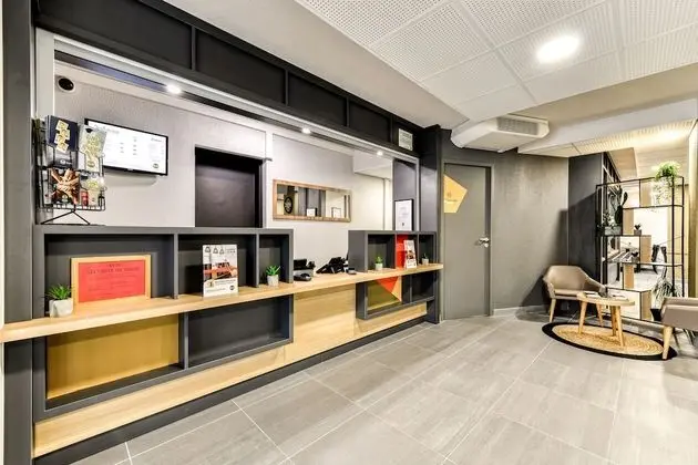 B&B Hotel Narbonne - 2 - Lobi