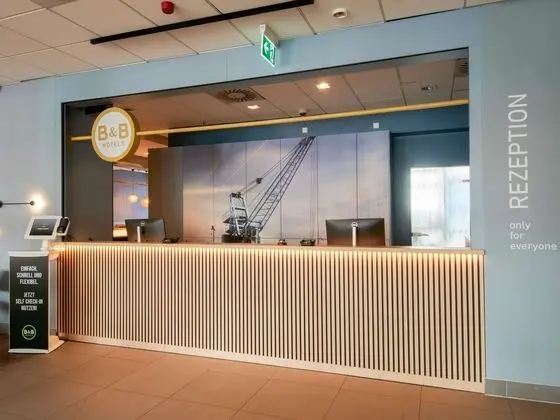 B&B Hotel Offenbach-Kaiserlei - Lobi