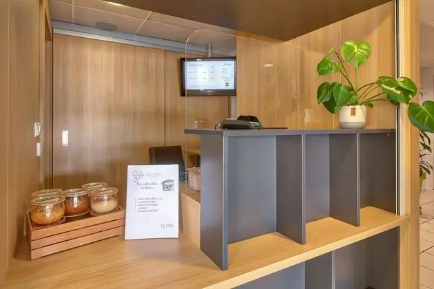 B&B Hotel Pau Lescar - Lobi