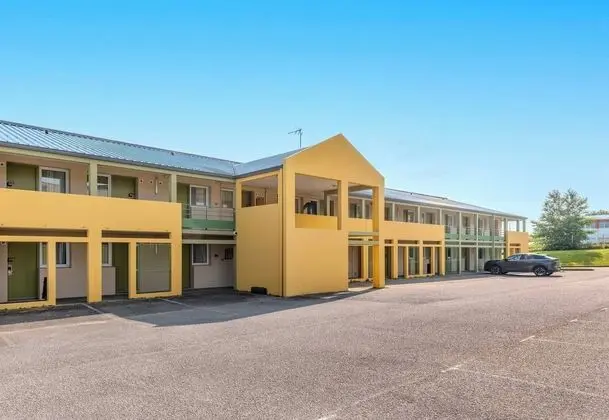 B&B Hotel Quimper Nord Douarnenez - Dış Mekan