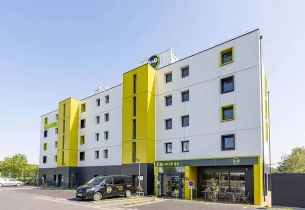 B&B Hotel Rennes Parc Expo Aéroport - Dış Mekan