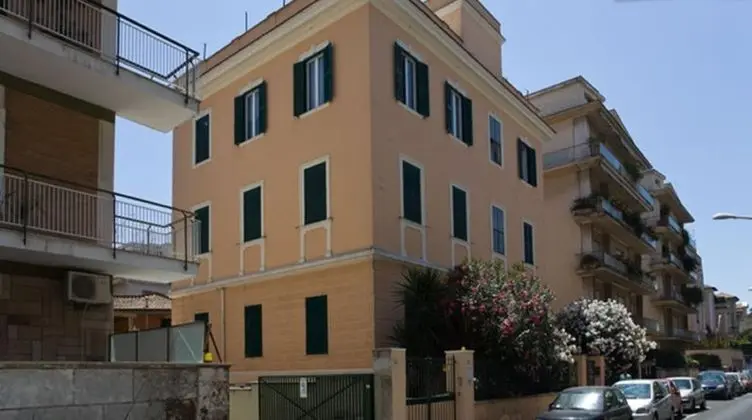 B&B Roma Appia Davila 25
