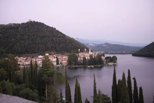 B&B ROSSIEROSSI