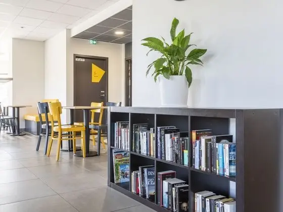 B&B Hotel Saint-Martin-de-Crau Alpilles Camargue - Lobi