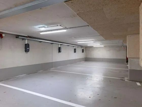 B&B HOTEL Stuttgart-Airport/Messe - Dış Mekan