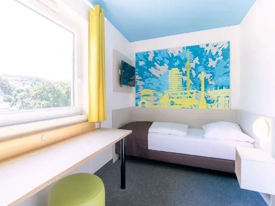 B&B Hotel Stuttgart-City - Öne Çıkan Resim