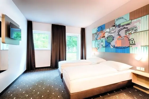 B&B Hotel Stuttgart-Neckarhafen - Oda
