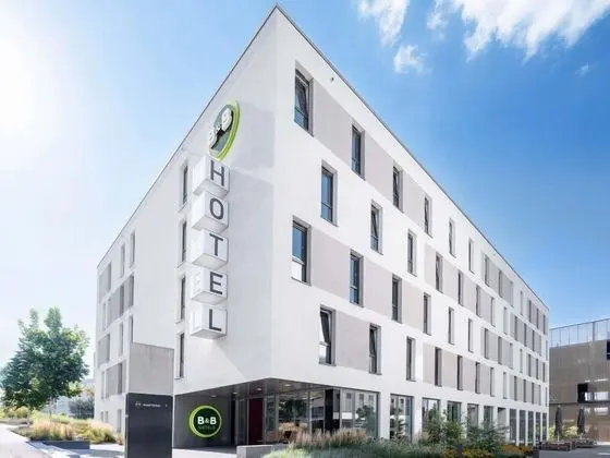 B&B Hotel Stuttgart-Zuffenhausen - Dış Mekan