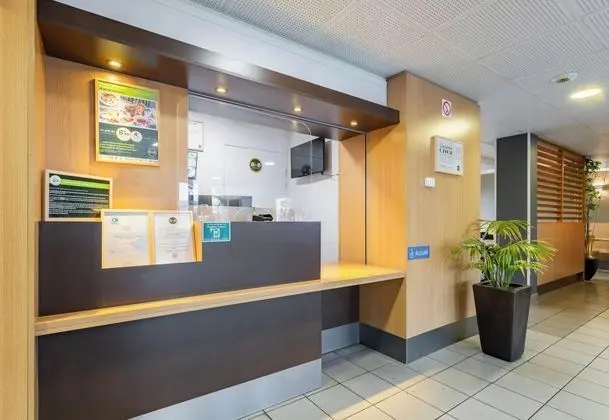 B&B Hotel Valenciennes - Lobi