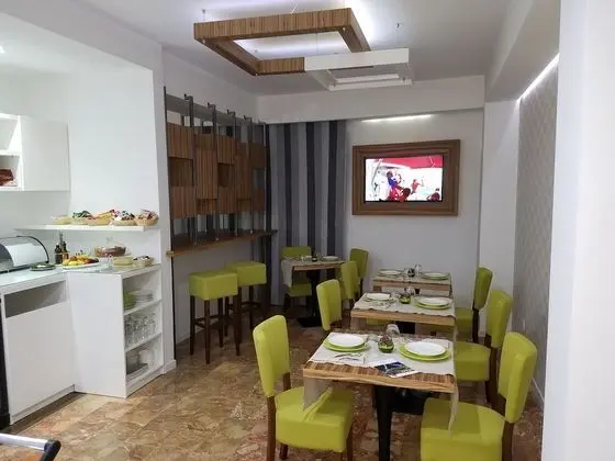 B&B Vanity - Öne Çıkan Resim