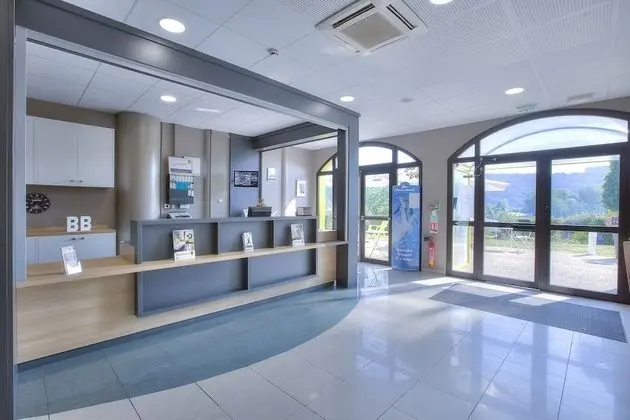 B&B Hotel Villeneuve-Loubet Village - Lobi