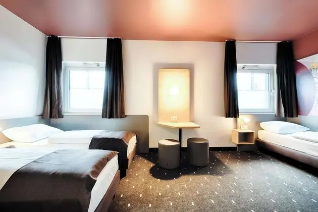 B&B Hotel Wiesbaden - Oda