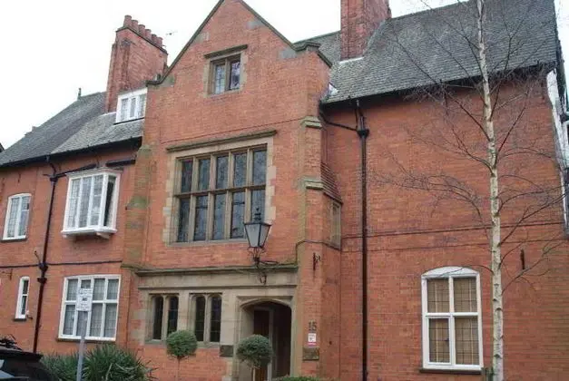 B+B YORK
