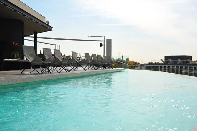 B-Hotel - Havuz