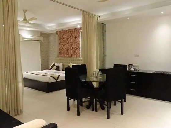 Hotel B Continental - Oda Manzaraları
