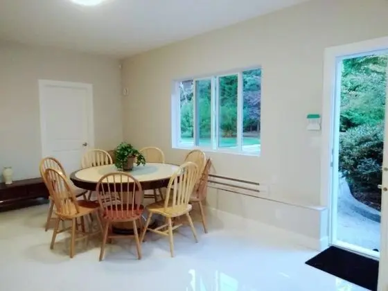 B - Sechelt Private Coastal Home - Mutfak