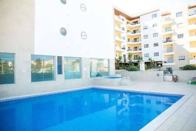 B05 - Luxury Central 2 bed with Spa by DreamAlgarve