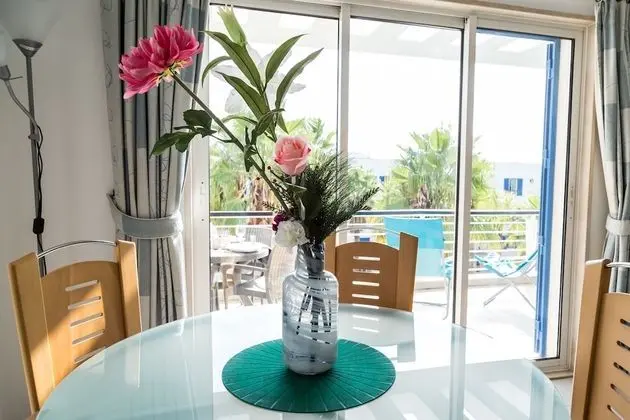 B06 - Top Floor Marina Club 2 Bed Apartment by DreamAlgarve