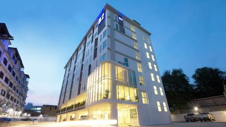 B2 NAKHONSAWAN PREMIER HOTEL