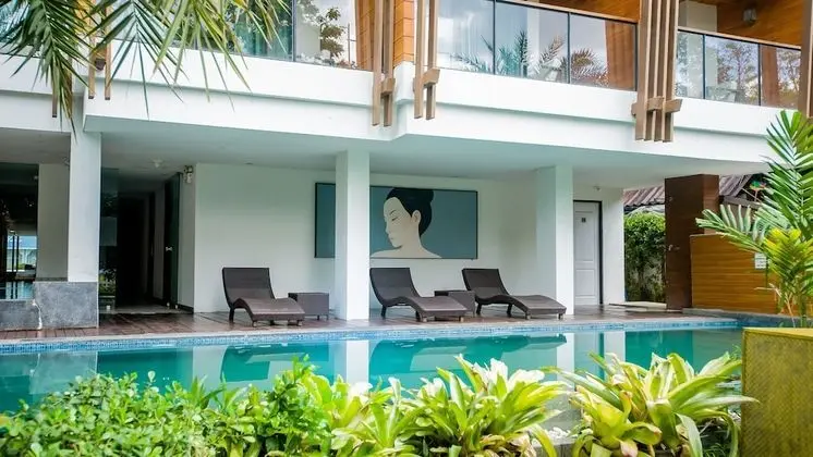 B2 Riverside Premier Resort - Havuz