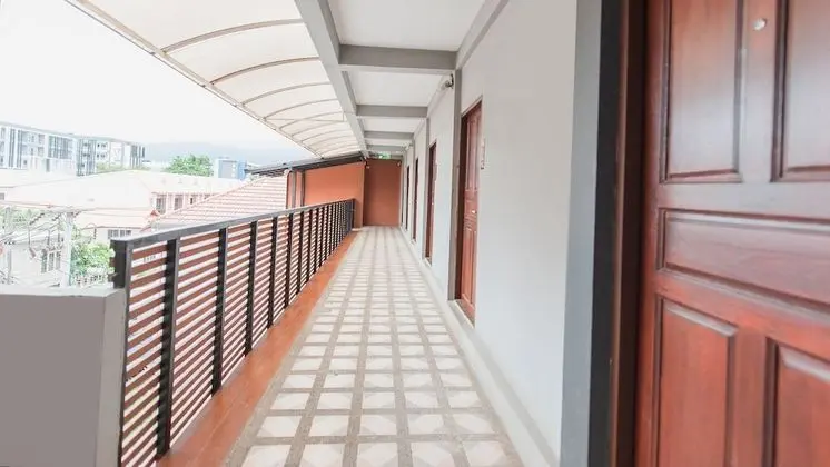 B2 Santitham Boutique and Budget Hotel - Dış Mekan