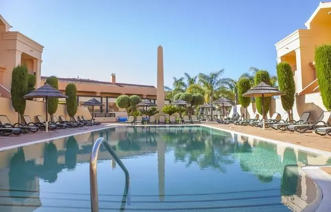 B27 - Luz Bay 2 Bedroom Apartment - Havuz