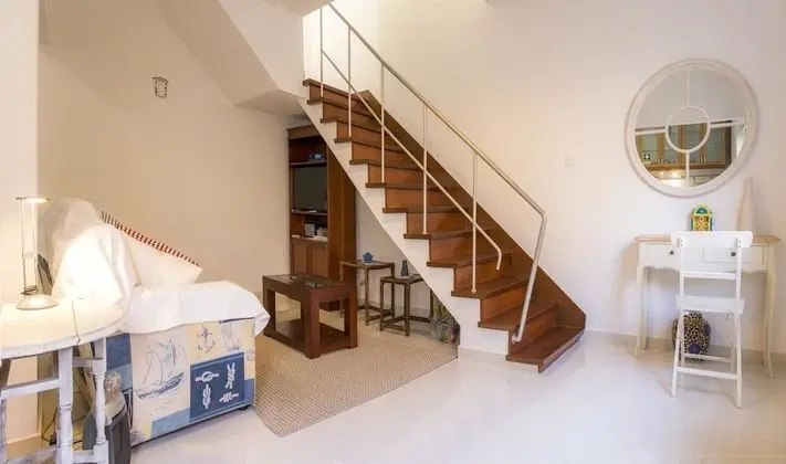 B34 - Central Townhouse in Lagos