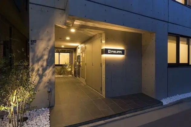 B4  Maison Philippe Shitaya 402