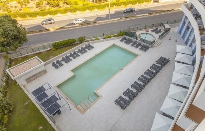 B42 - Oceano Atlantico Apartment - Havuz