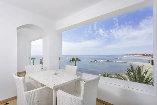 B51 EXECUTIVE FLATS MARBELLA