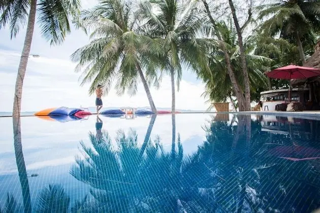 B52 Beach Resort - Öne Çıkan Resim