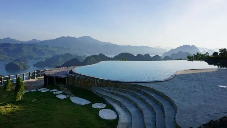 Ba Khan village resort - Havuz