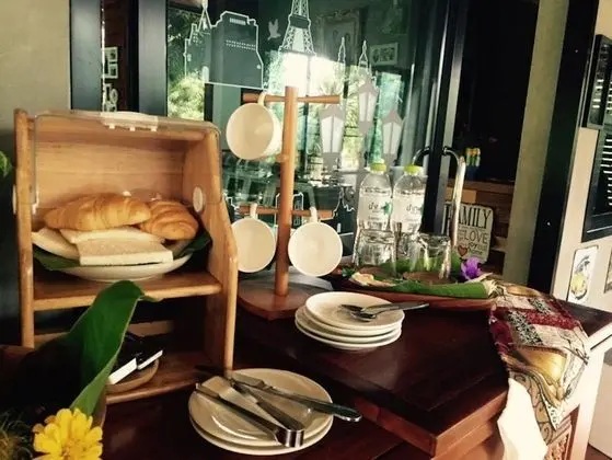 Baan Alisa Bed and Breakfast - Yerinde Yemek
