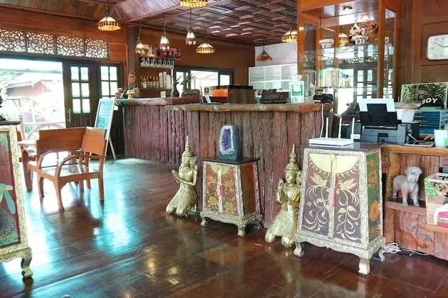 Baan Baitan Resort - Lobi