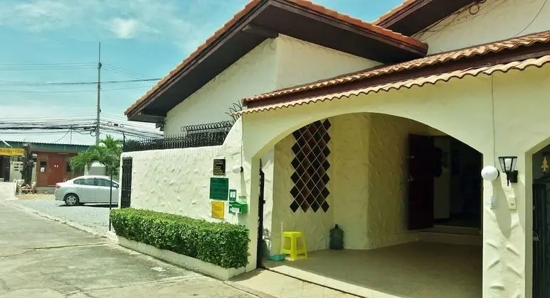 Baan Chai Nam - Dış Mekan