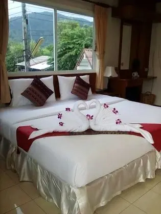 Baan Chayna Resort Hotel - Oda