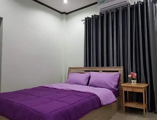Baan Dear Home Stay