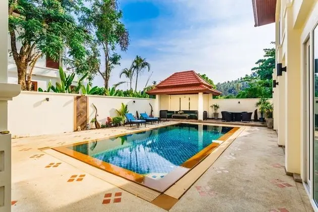 Baan Kaja Villa Walk to Surin and Bangtao Beach Private Pool