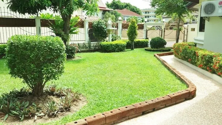 Baan Laksee Pool Villa - Dış Mekan