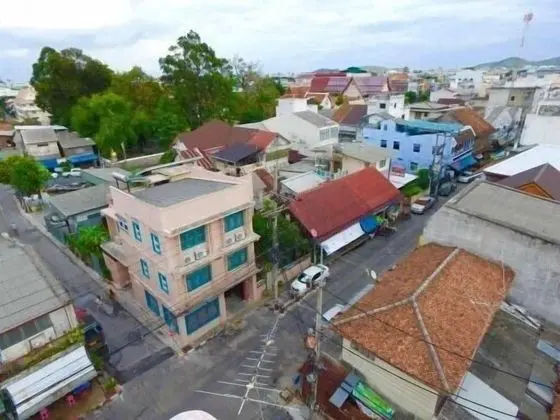 Baan Nai Nakhon