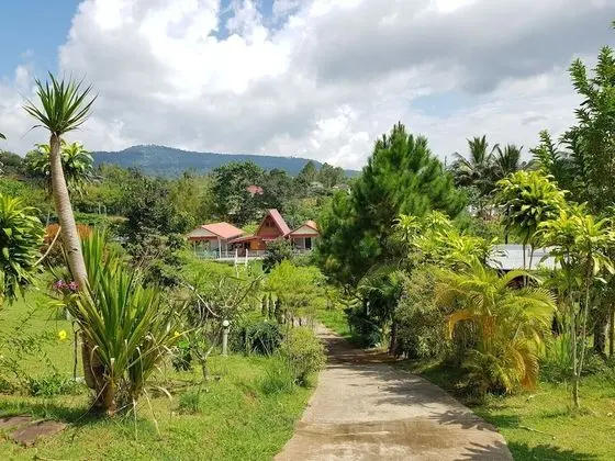 Baan Phanawan Resort