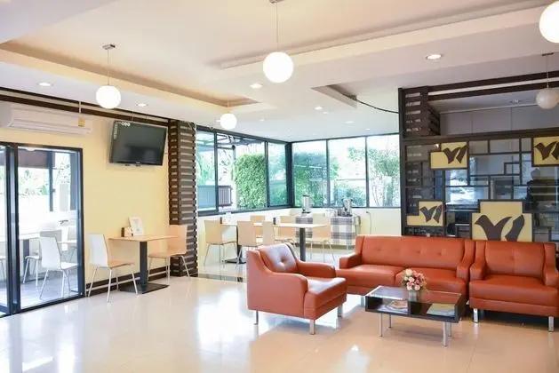Baan Phor Phan Hotel - Lobi