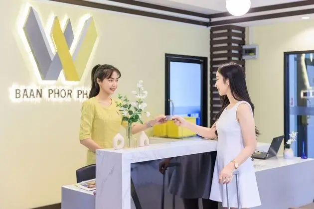 Baan Phor Phan Hotel - Lobi