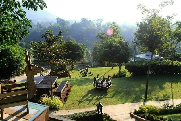 Baan Phuchalianglom