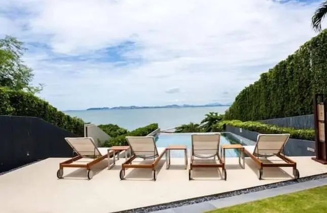Baan Plai Haad By Pong