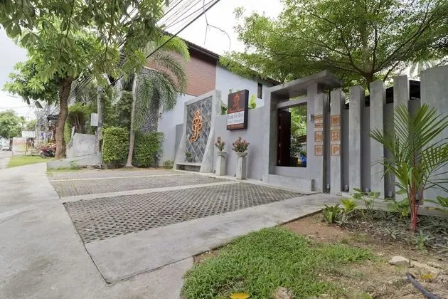 Baan Rawee Apartments - Dış Mekan